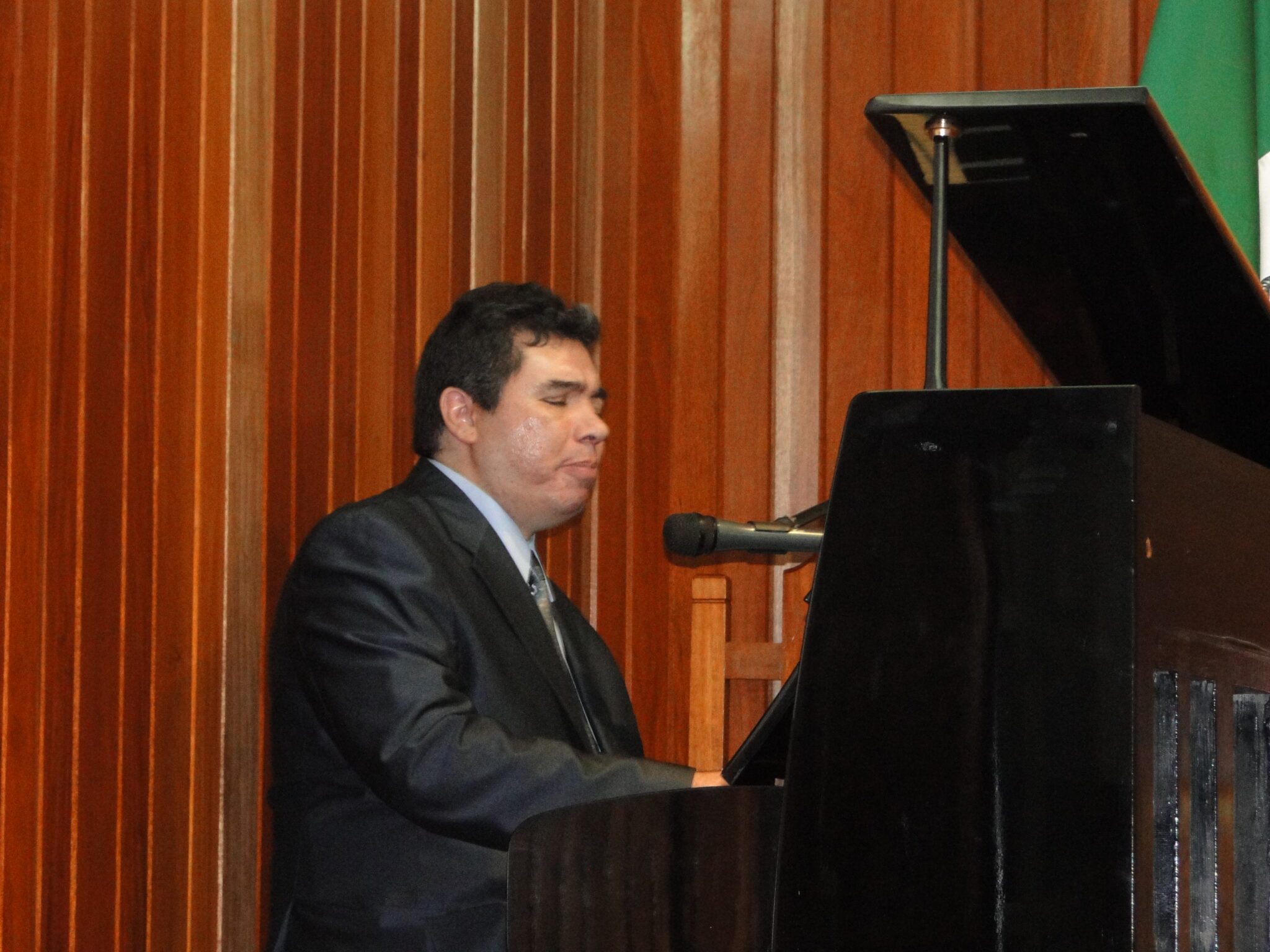 Santiago al Piano en Iglesia Bautista Puerta De Salvación