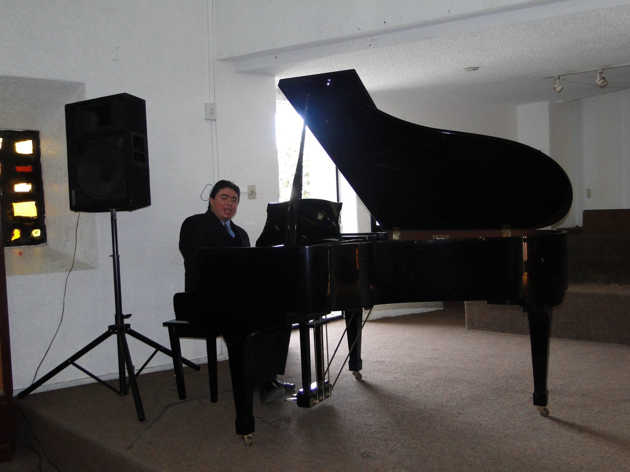 Santiago al Piano en PIB Lomas Verdes