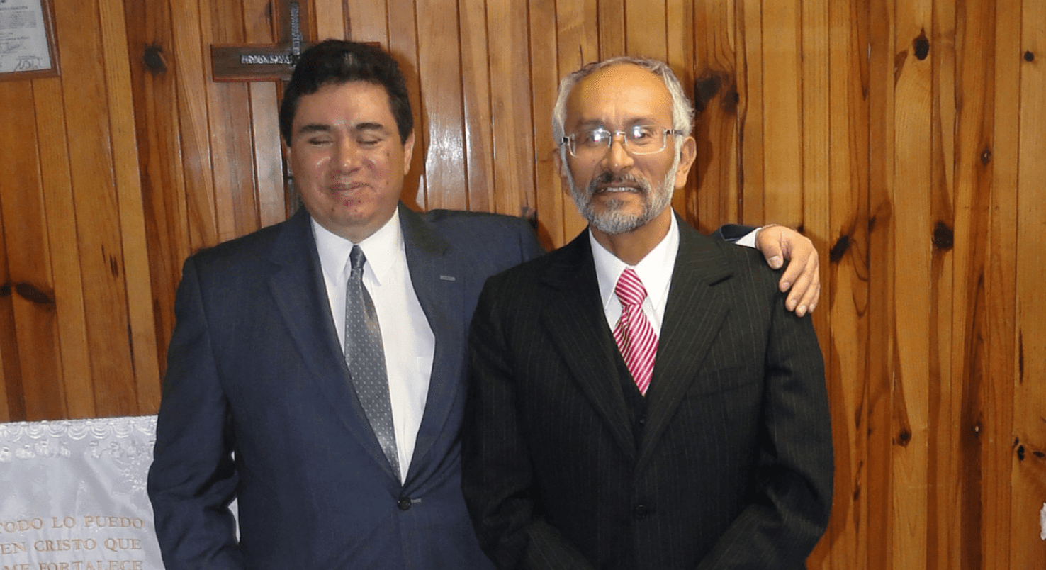 Pastor David Alberto Casana Iglesia Victoria En Cristo